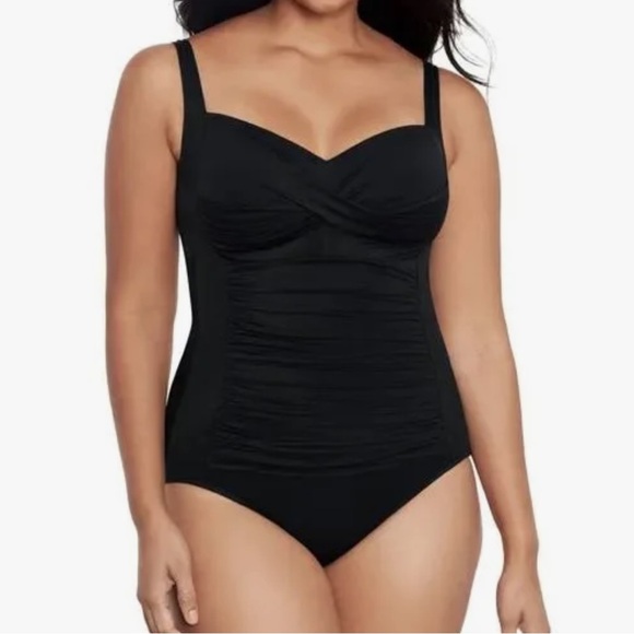 Trimshaper Black Ruched Front 1 Piece Swimsuit - Picture 1 of 14